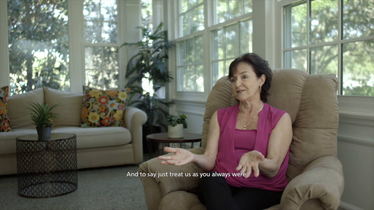 Lorraine Kember视频是她丈夫如何在澳大利亚暴露于石棉的视频