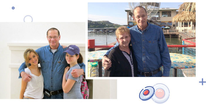 Walter Merth，胸膜间皮瘤幸存者，和他的孙女Katie, Samantha和他的妻子Lee在右边的照片中