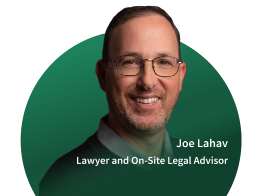 Joe Lahadv律师兼现场法律顾问